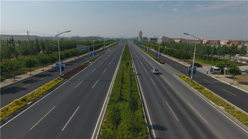 蘭州新區(qū)經(jīng)十路道路工程項目.JPG